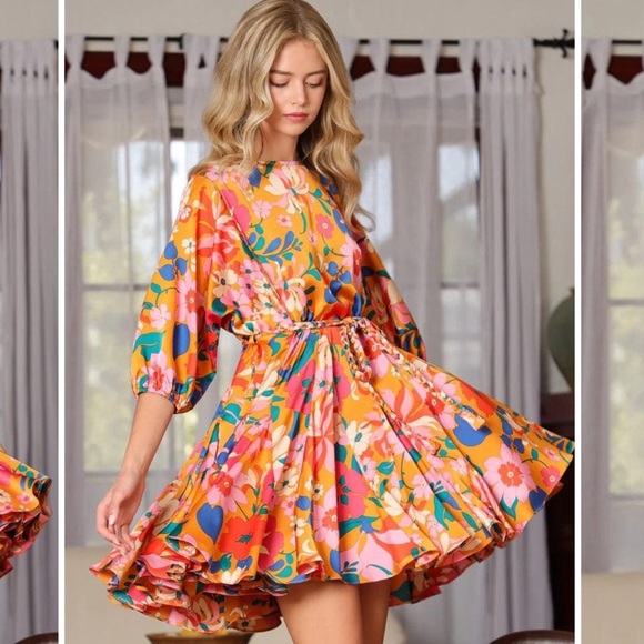 Betty Floral Flutter Shortie Dress | Navy with red florals - Picture 1 of 6